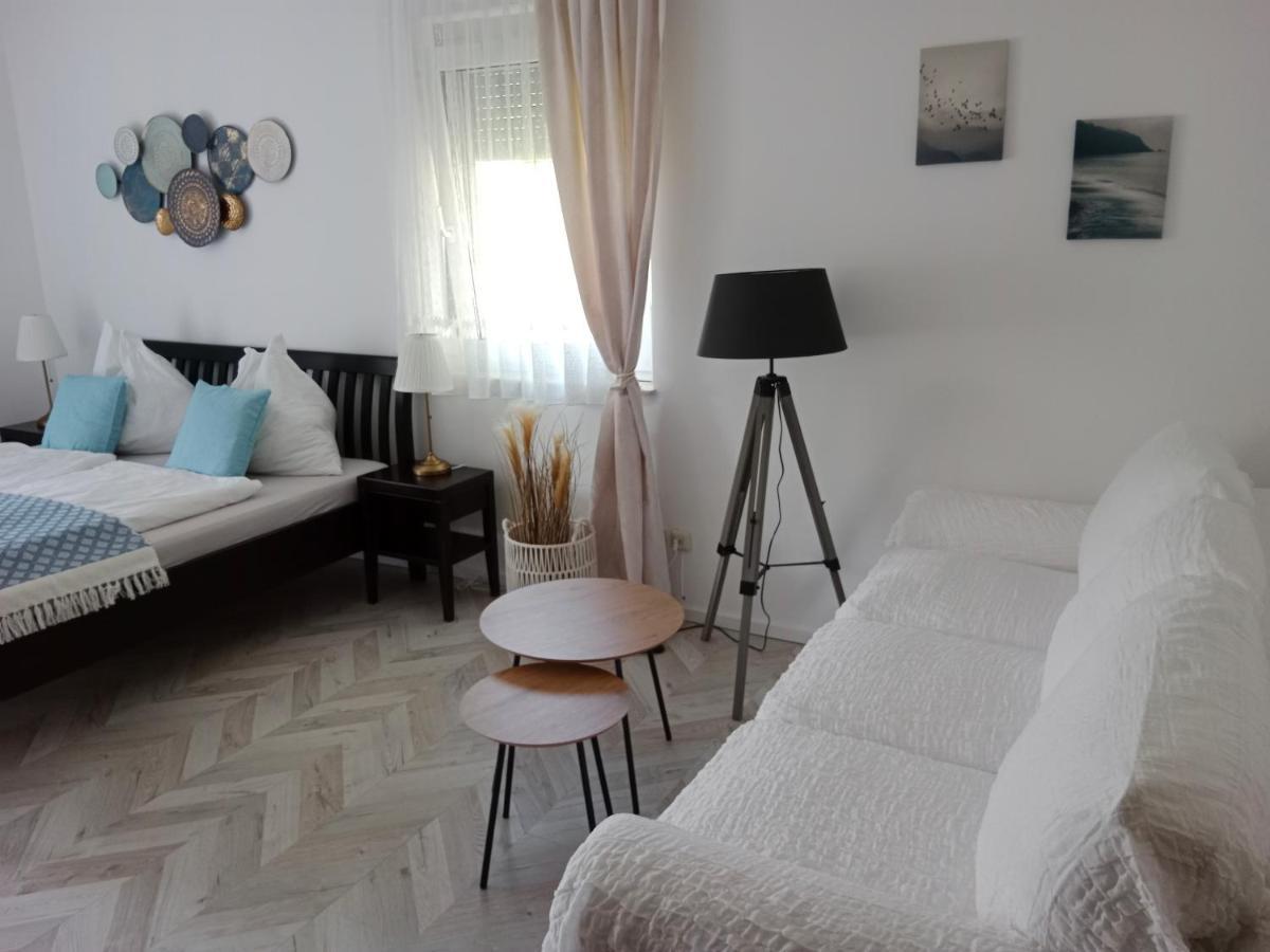 Appartement Landhaus Felsenkeller Sankt Kanzian am Klopeiner See Esterno foto