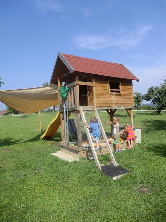 Appartement Landhaus Felsenkeller Sankt Kanzian am Klopeiner See Esterno foto