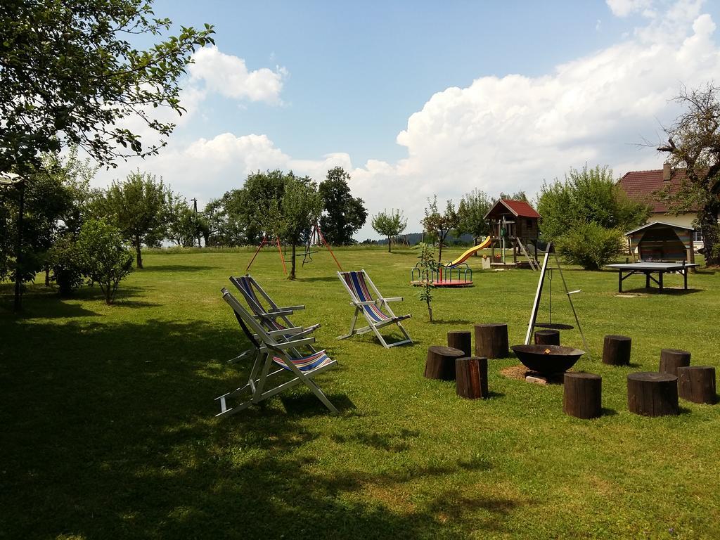 Appartement Landhaus Felsenkeller Sankt Kanzian am Klopeiner See Esterno foto